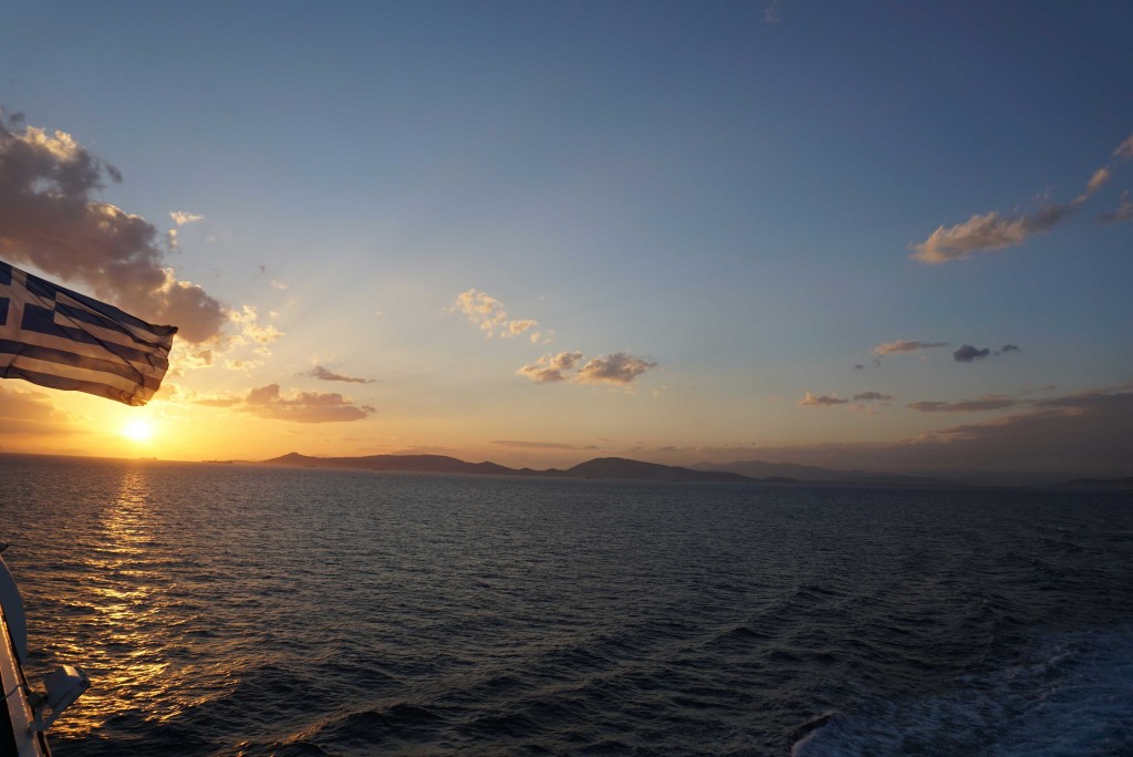 Ferry from Piraeus to Syros