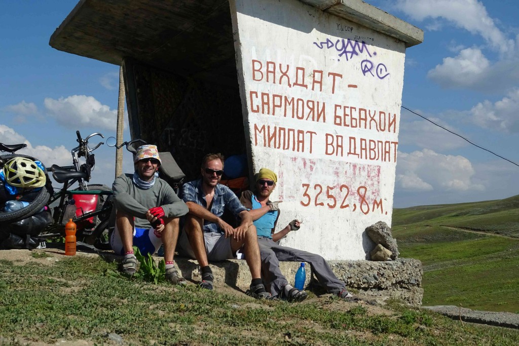 Top of the Sagirdasht pass. Photo credit: I.Mathews