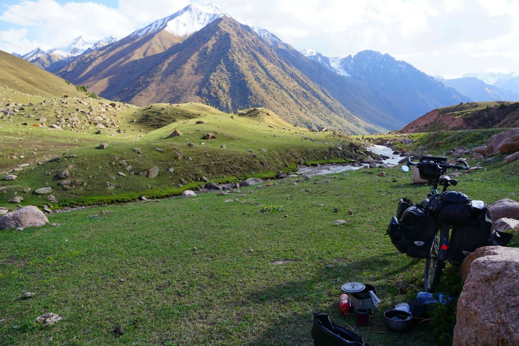 Tea break halfway up the Ala Bel pass