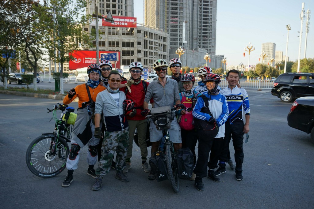 Photo opp with Changji Cycle Club