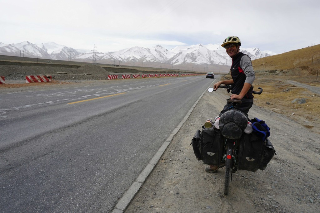 Heading up the Kunlun pass