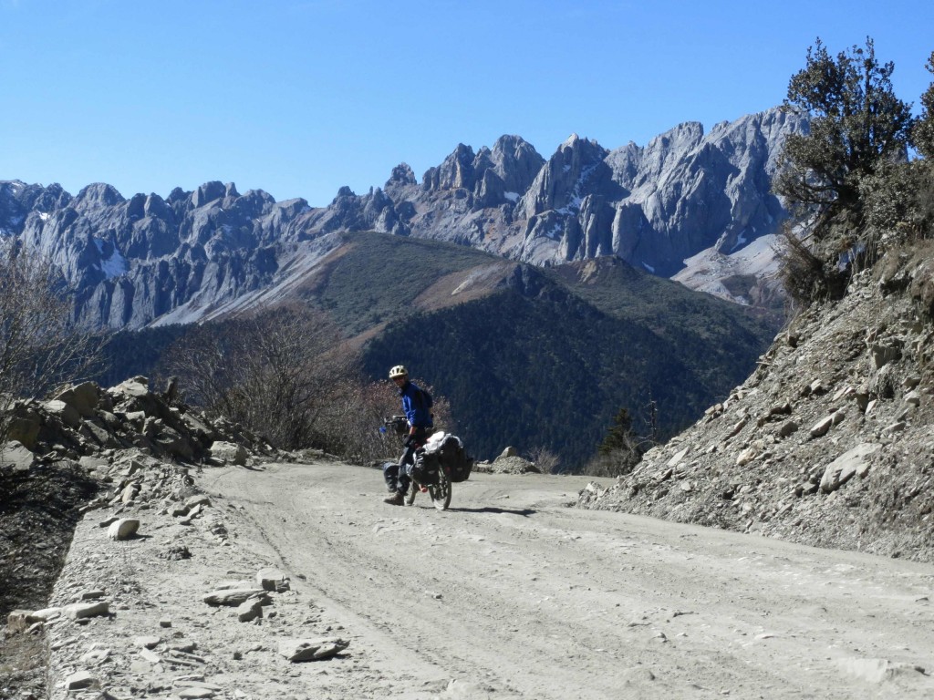 Sichuan-Yunnan border, c.4500m