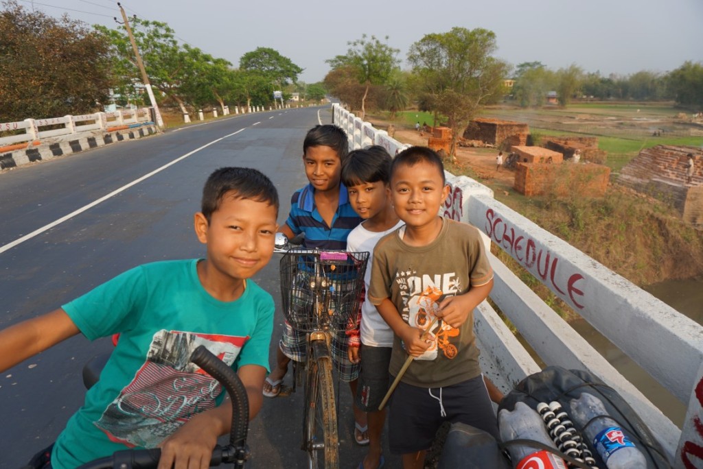 Kids near Dudhnoi, Assam